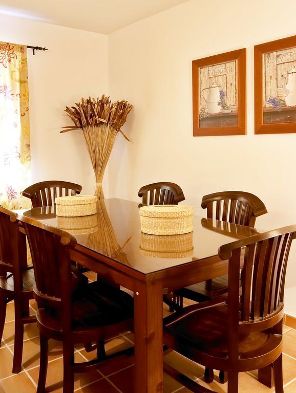 Maison d'hôtes El Bulin De La Hiruela Chambre photo